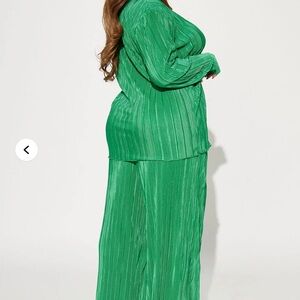Green Women's Pants & Jumpsuit